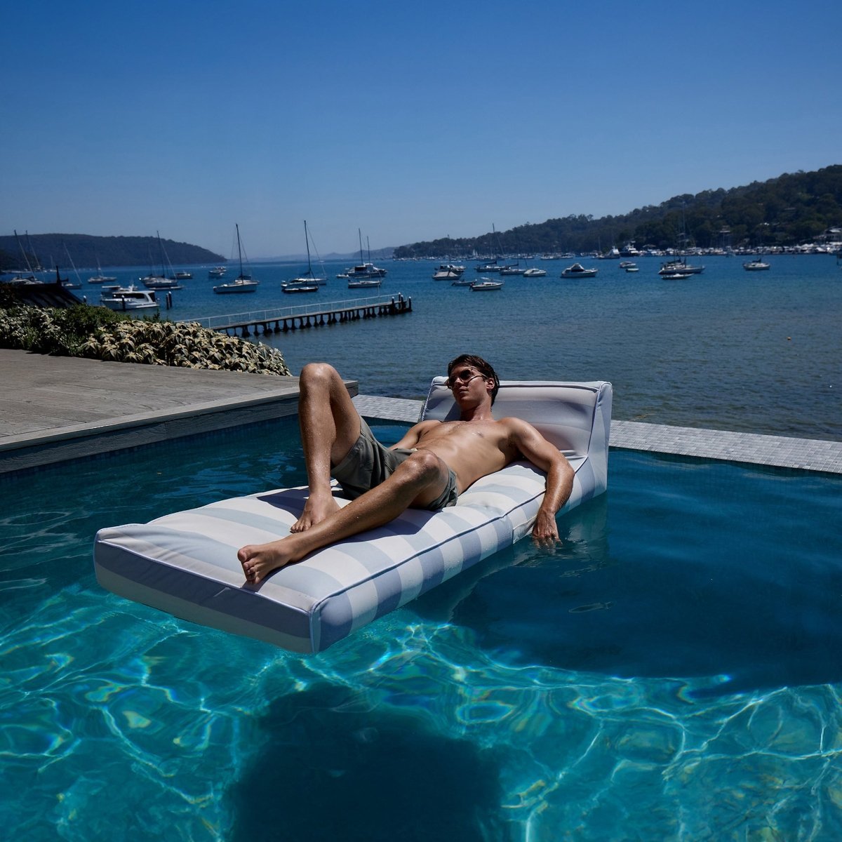 SUNNYLiFE Luxe Lie - On Lounger - Lazy Days Blue - Loungers