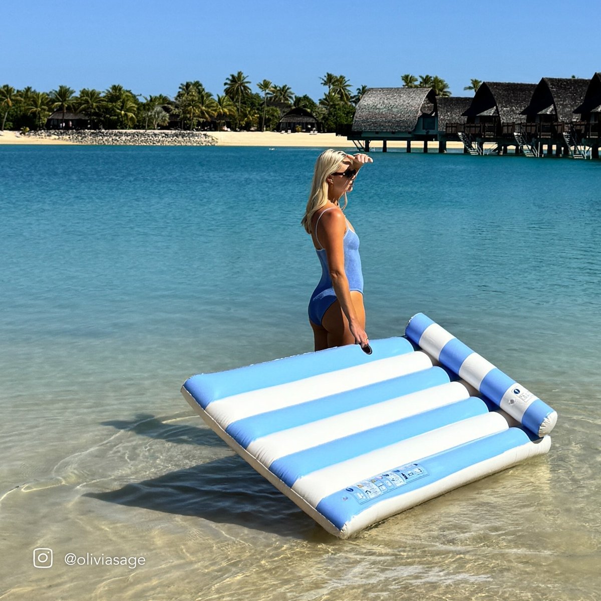 SUNNYLiFE Luxe Lilo - Blue Stripe - Pool Floats