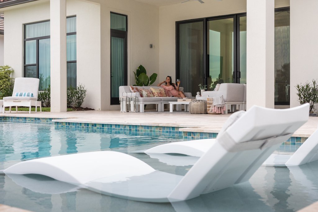 The Signature Headrest Pillow - In - Pool Furniture