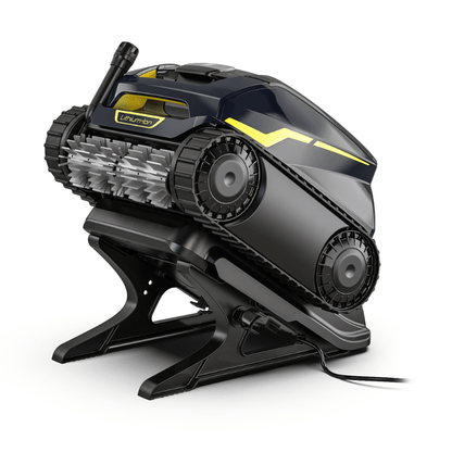 Zodiac Freerider FR2000 iQ Cordless Robotic Cleaner - Equipment