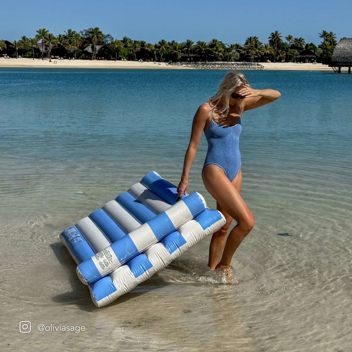 SUNNYLiFE Luxe Lilo - Blue Stripe - Pool Floats