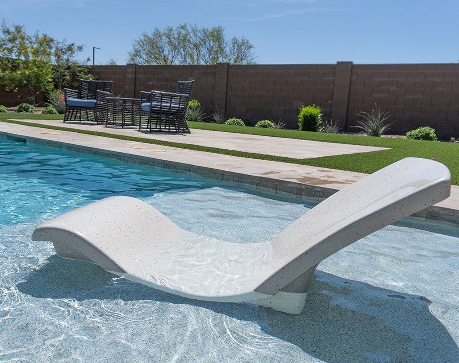 S.R Smith Destination Rocking Lounge Chair - Seashell - Sunlounge